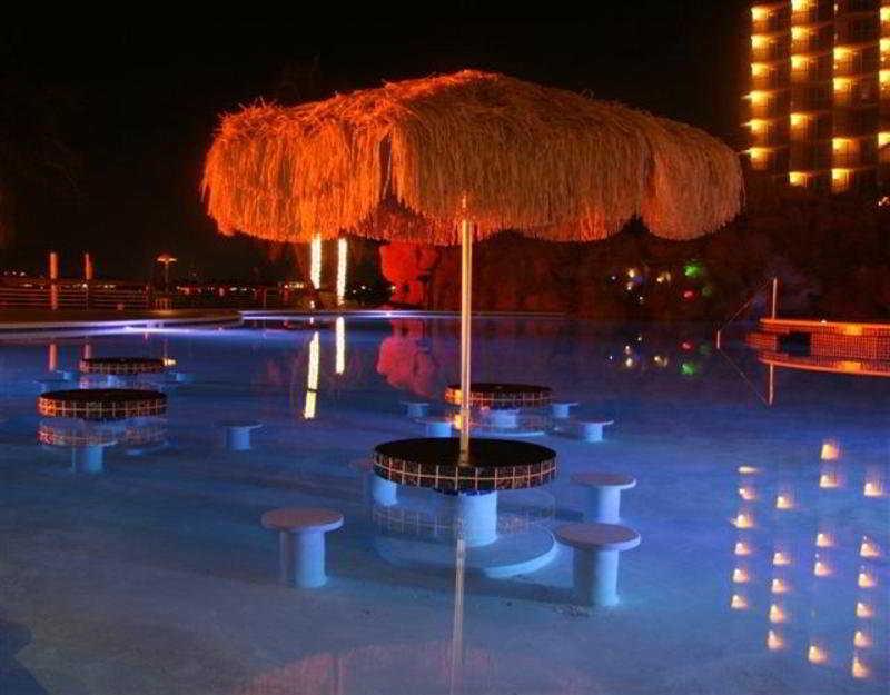 Wyndham Nassau Resort Exterior photo